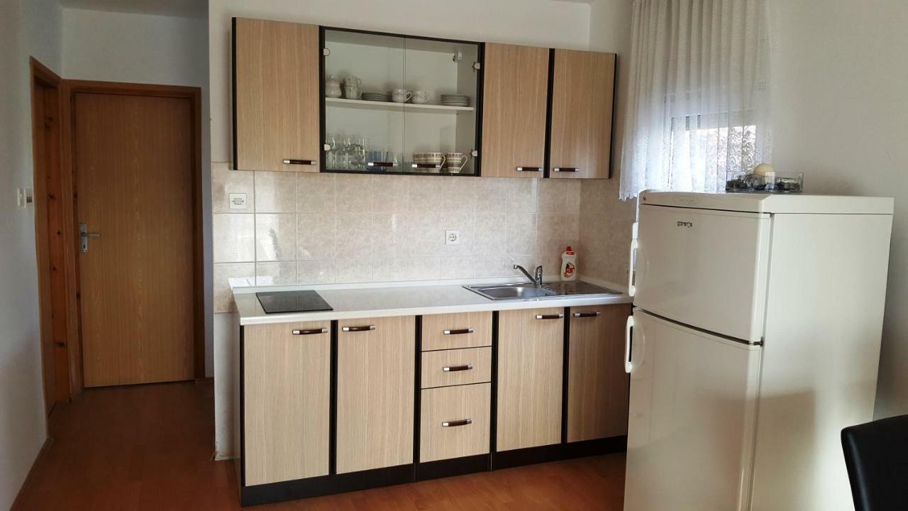 Marina Apartment Biograd Na Moru Exterior photo